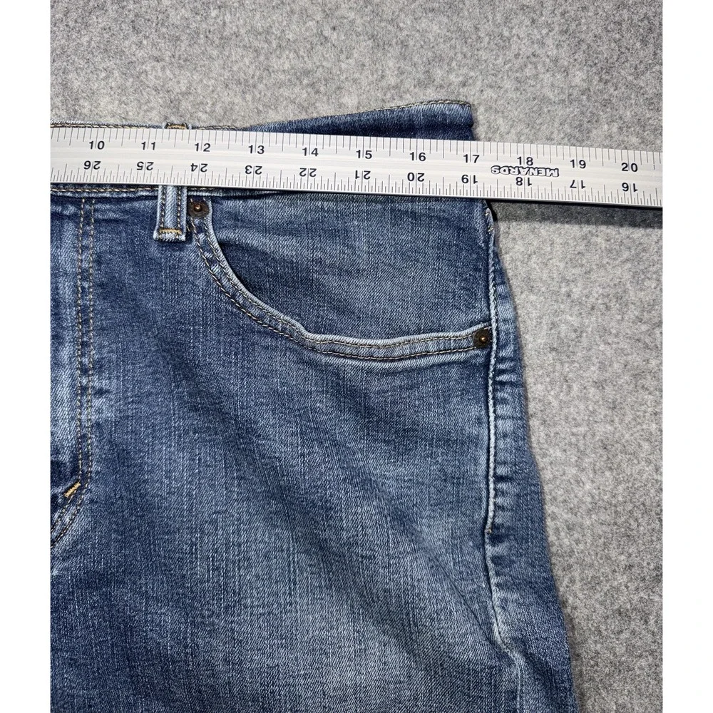 Levis 505 Regular Fit Straight Leg Mens 34x32 Medium Wash Classic Fit Denim 2017
